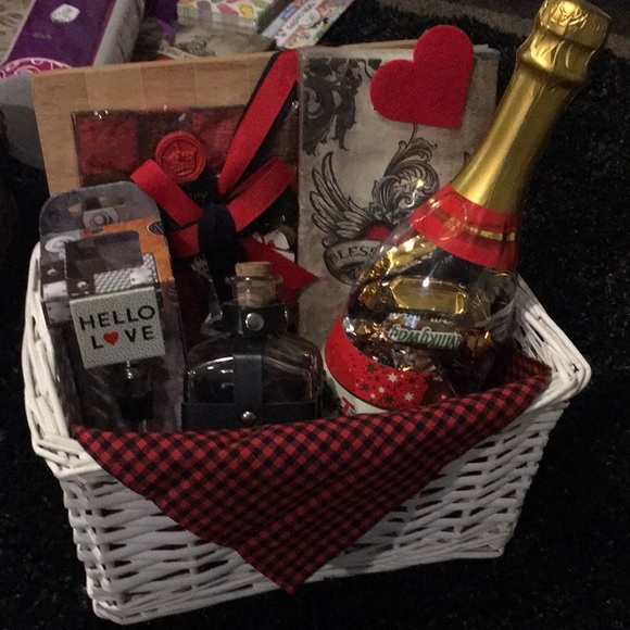 mens valentines basket